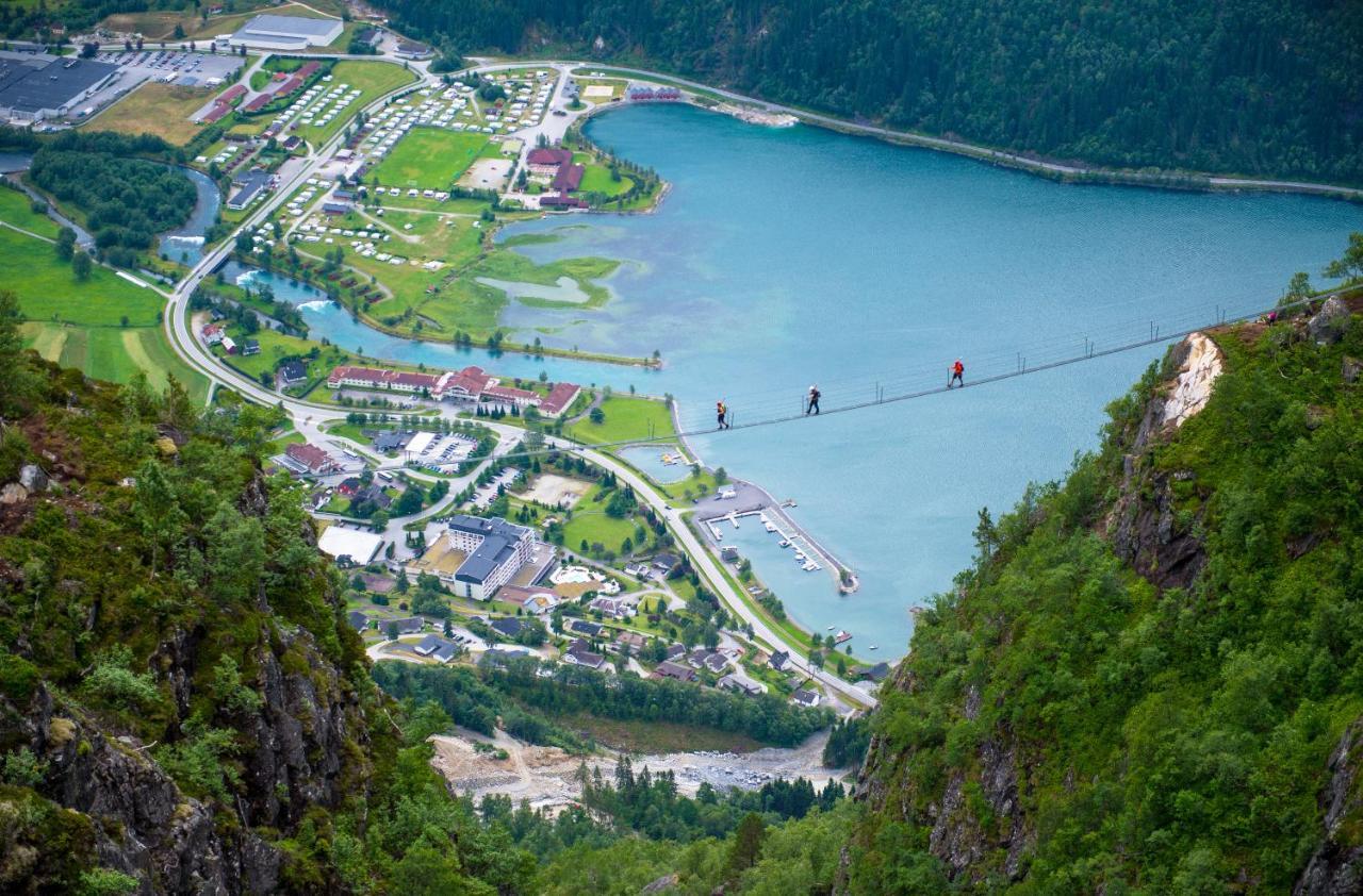 Hotel Loenfjord Loen Dış mekan fotoğraf