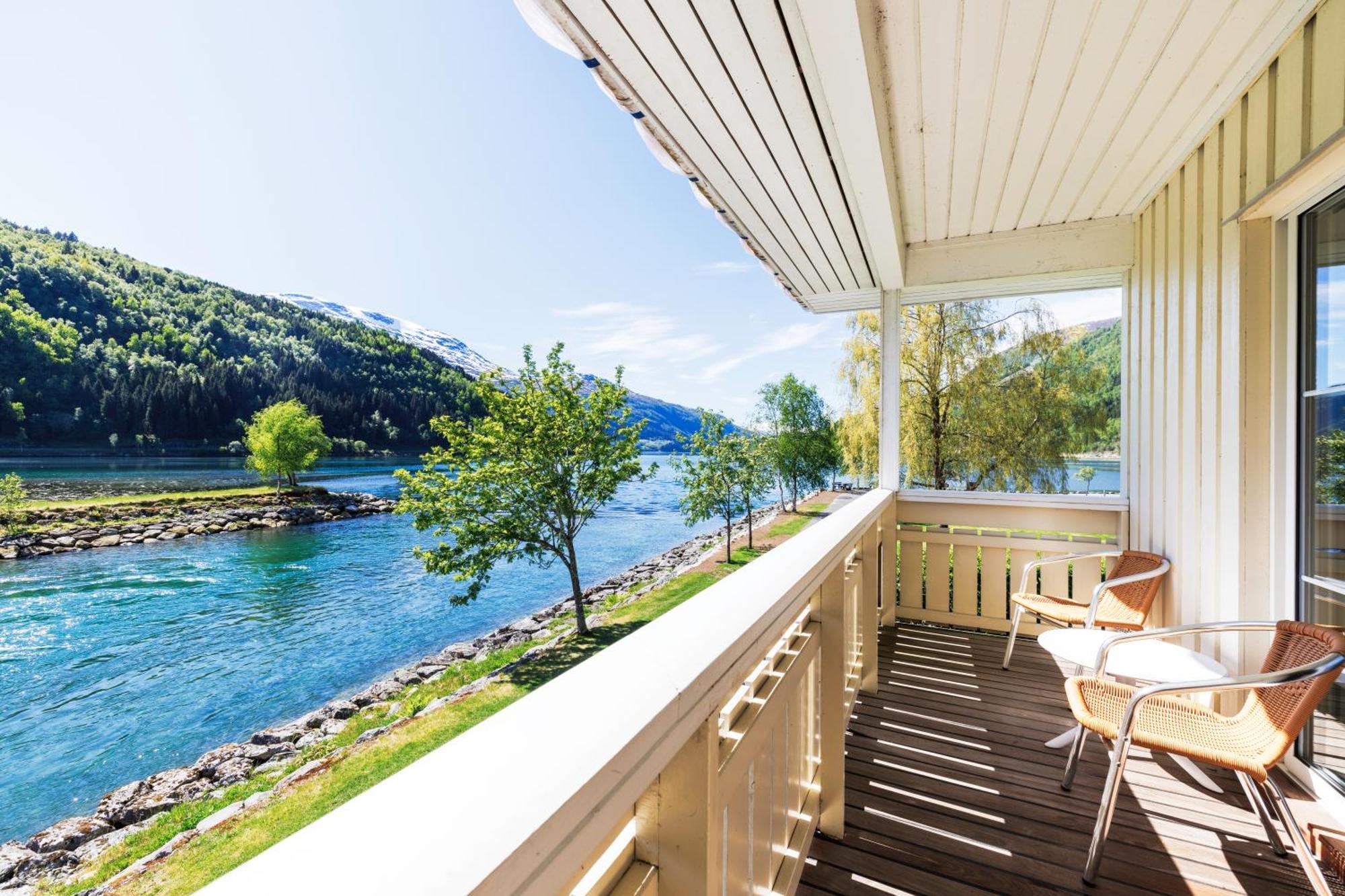 Hotel Loenfjord Loen Dış mekan fotoğraf